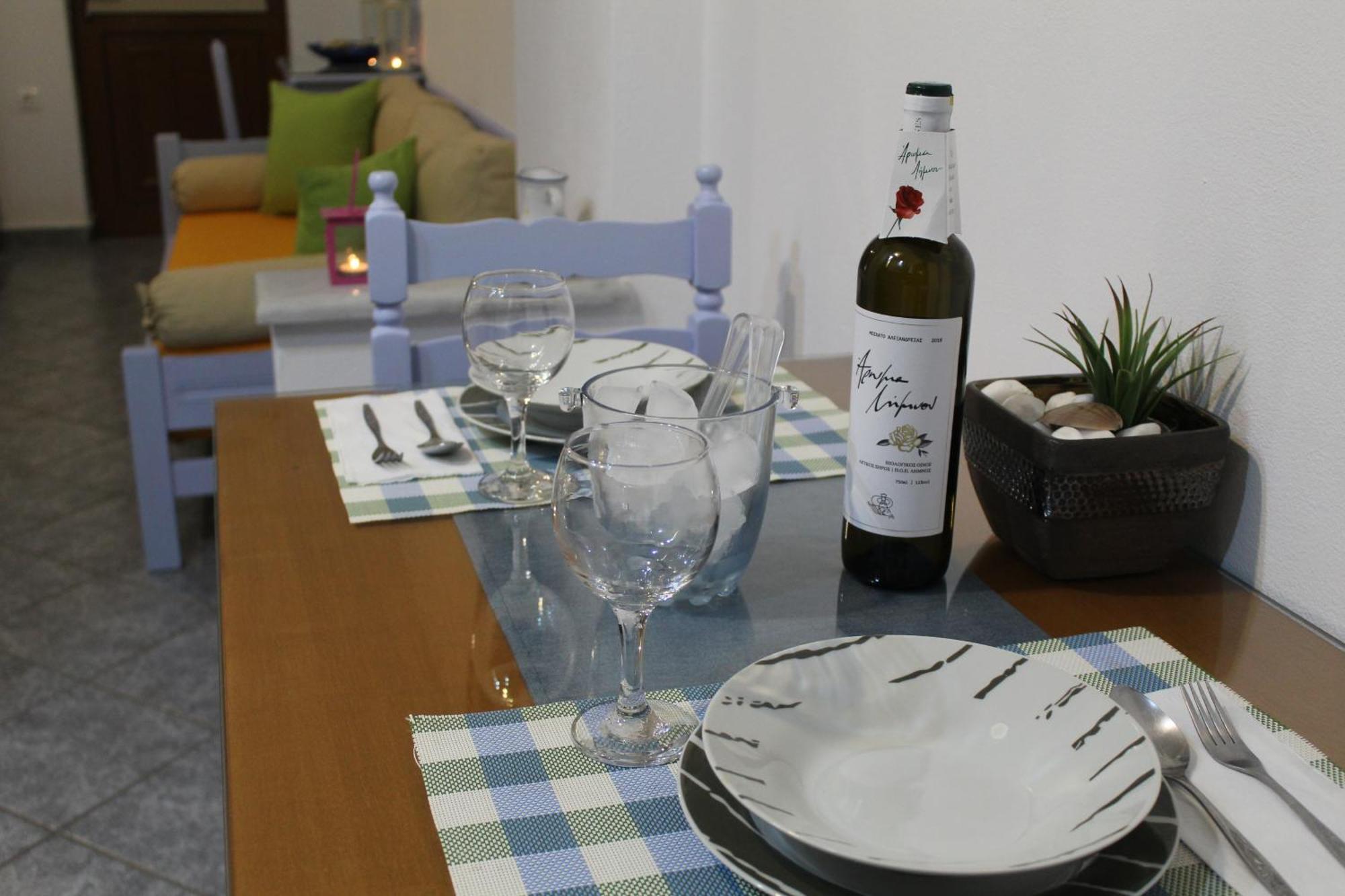 Vakis Apartments Romanon Екстер'єр фото