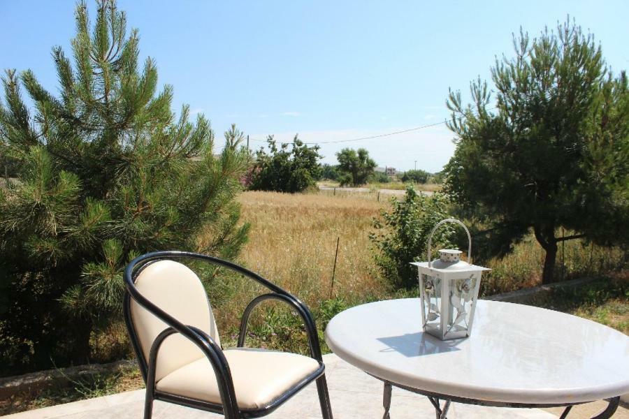 Vakis Apartments Romanon Екстер'єр фото
