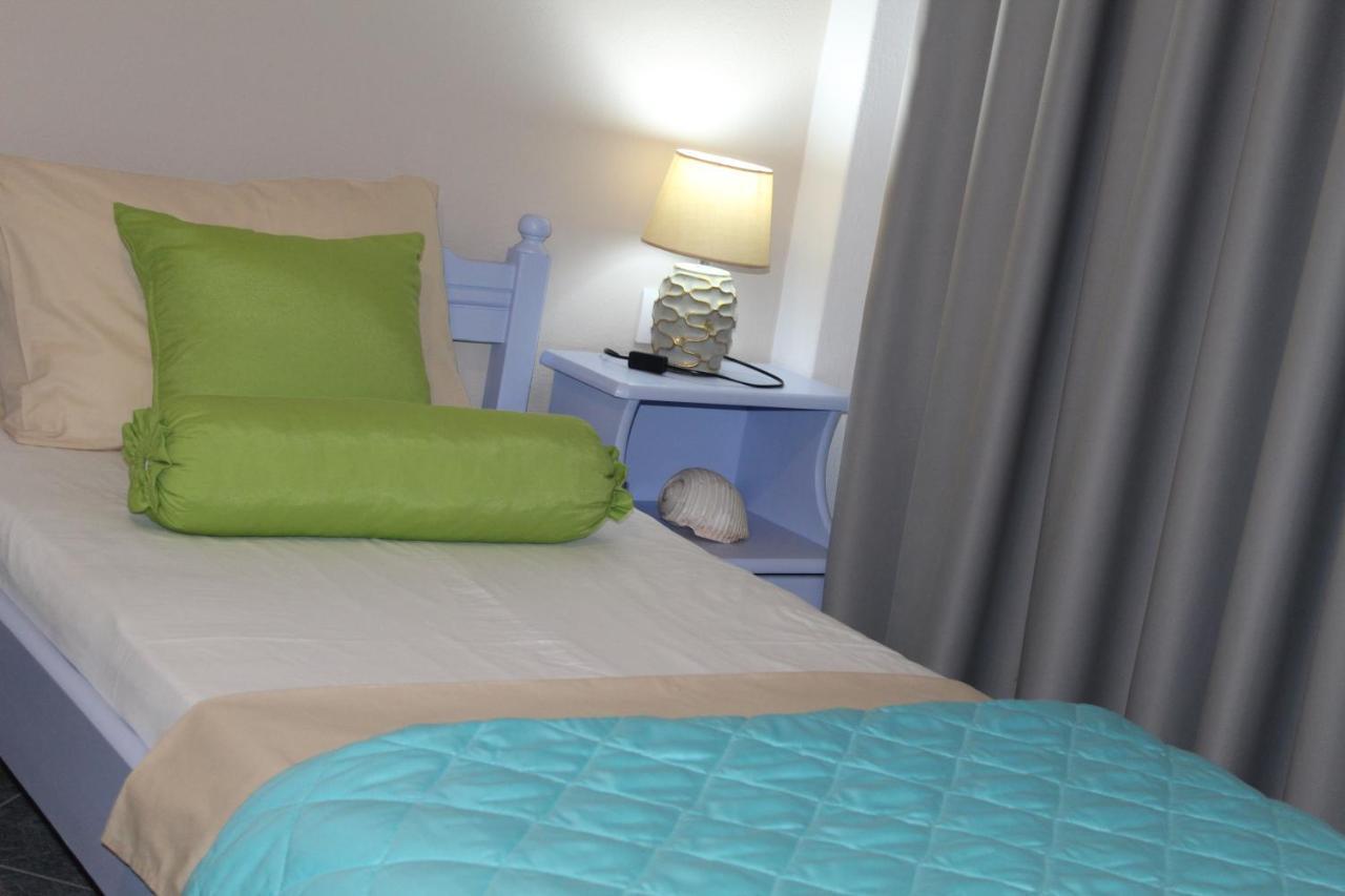 Vakis Apartments Romanon Екстер'єр фото